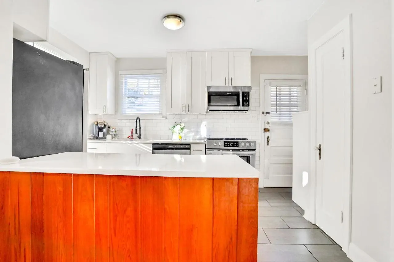 Vila Himes Hideaway Tampa 0*,  USA